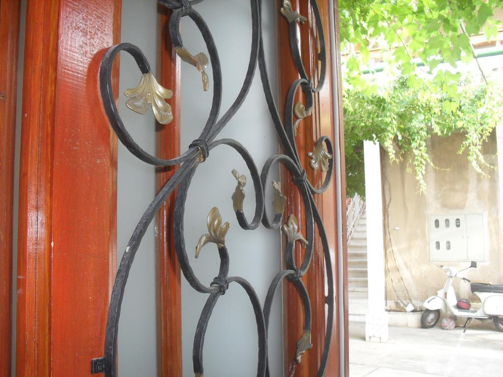 Central Sibenik Apartments Chambre photo